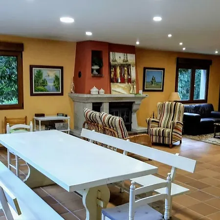 펜션 Casa De Cimadevila Santiso